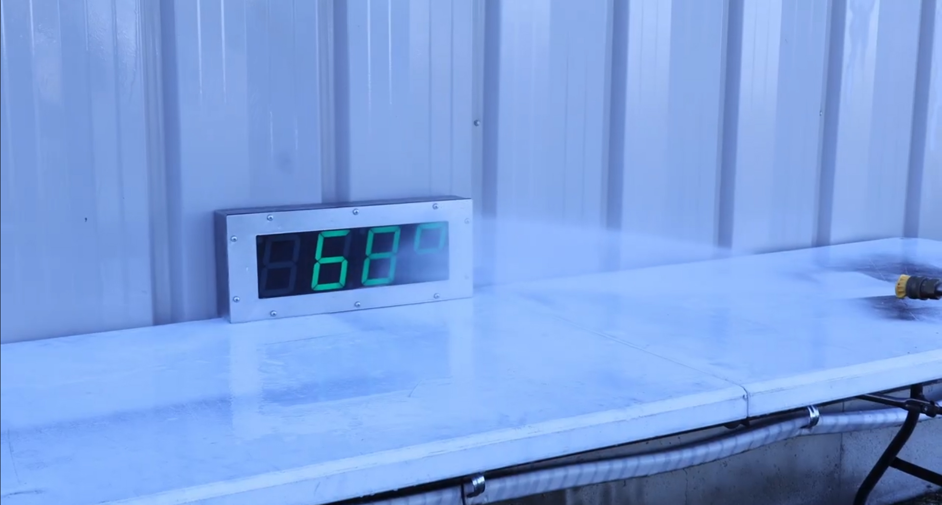 316L Stainless Steel, Water Resistance, High Pressure, Pressure Washer, Industrial Display, LED Display, IP66 Enclosure, Washdown Protection, Industrial Washdown, Stainless Steel Enclosure